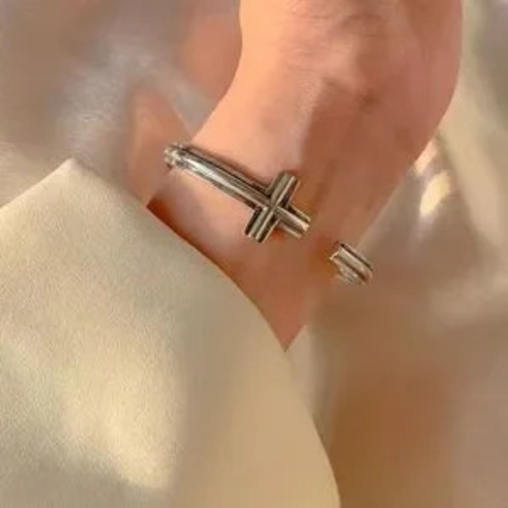 Trendy S925 Silver Cross Bracelet